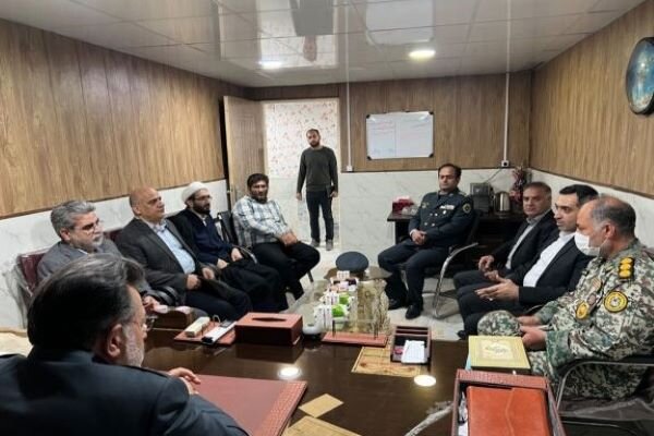 شرایط استفاده اهالی خارگ از خدمات درمانی پدافند هوایی فراهم شود شرایط استفاده اهالی خارگ از خدمات درمانی پدافند هوایی فراهم شود