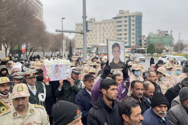 پیکر شهید «معین قدمیاری» در مشهد مقدس تشییع شد