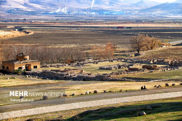 مجموعه تاریخی بیستون کرمانشاه-کاروانسرای ایلخانی