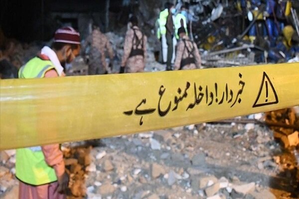 انفجار بمب در پاکستان/ یک نفر کشته و ۶ تَن زخمی شدند