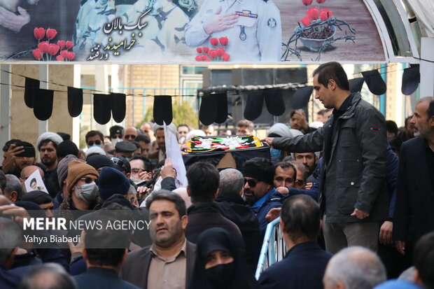 مراسم تشییع پیکر «آیت الله معصومی لاری» در کرمانشاه