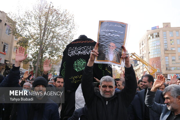 مراسم تشییع پیکر «آیت الله معصومی لاری» در کرمانشاه