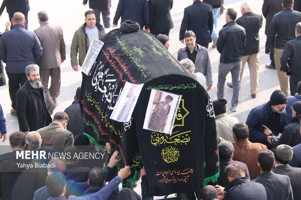 مراسم تشییع پیکر «آیت الله معصومی لاری» در کرمانشاه
