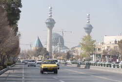شاخص هوای اصفهان در ۱۴ ایستگاه قرمز و نارنجی است