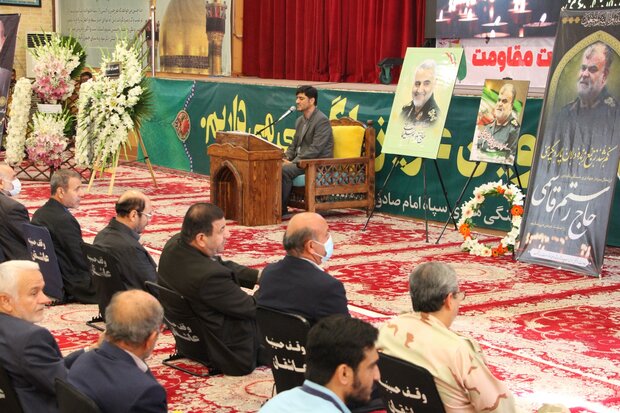 مراسم یادبود مرحوم سردار «رستم قاسمی» در بوشهر برگزار شد