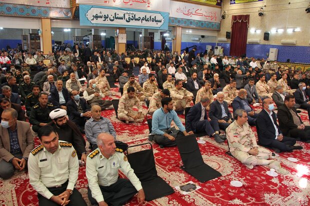 مراسم یادبود مرحوم سردار «رستم قاسمی» در بوشهر برگزار شد