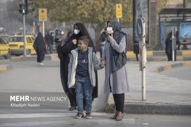 کارگروه اضطرار آلودگی هوای اصفهان امروز تشکیل جلسه می‌دهد