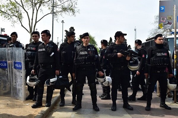 تركيا ... اعتقال 44 شخصاً في إسطنبول بتهمة العمل لمصلحة الموساد