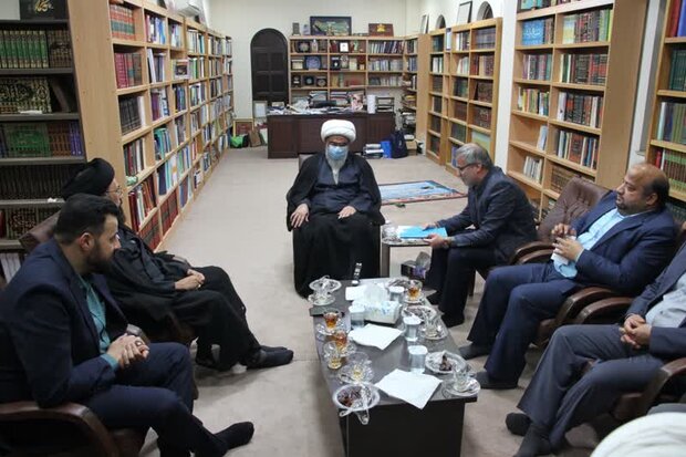 کارگران صنایع نفت و گاز رزمنده مقاومت اقتصادی برای ایران هستند کارگران صنایع نفت و گاز رزمنده مقاومت اقتصادی برای ایران هستند
