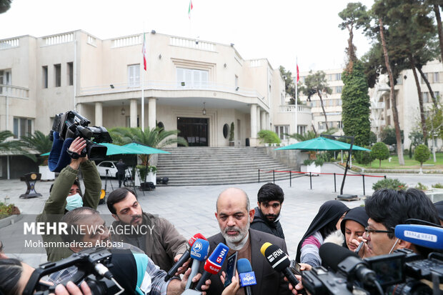 Sidelines of Cabinet session on Wed.