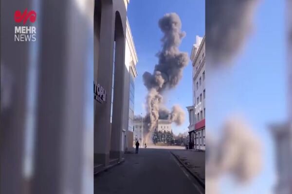 VIDEO: Russian missiles hit presidntial building in Ukraine 