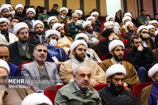 همایش کشوری هفته پژوهش با حضور سردار سلامی