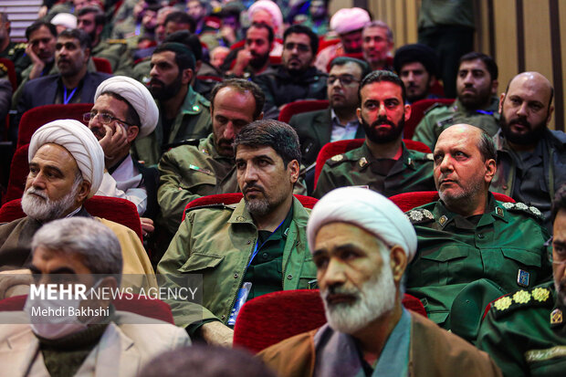 همایش کشوری هفته پژوهش با حضور سردار سلامی