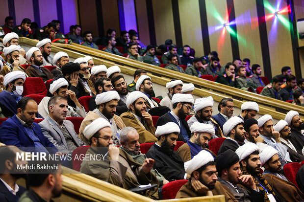 همایش کشوری هفته پژوهش با حضور سردار سلامی