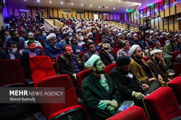 همایش کشوری هفته پژوهش با حضور سردار سلامی