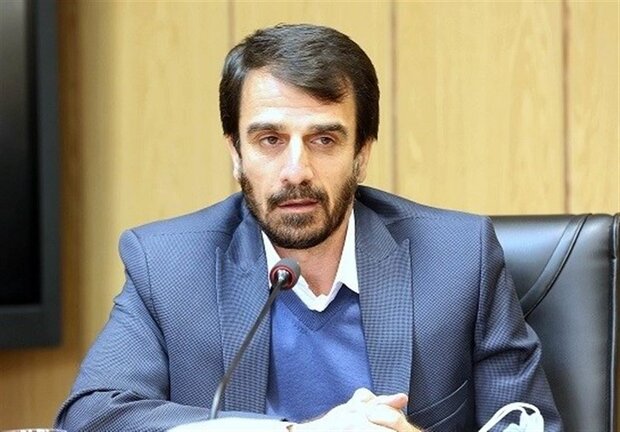 عیادت سرپرست دفتر وزارتی آموزش و پرورش از دانش آموزان قمی