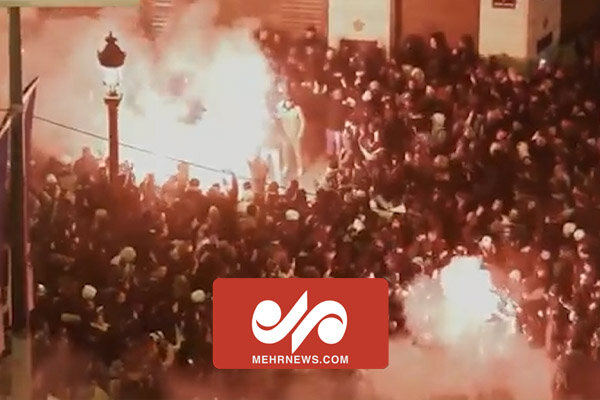 جشن صعود به فینال جام جهانی در خیابان‌های پاریس