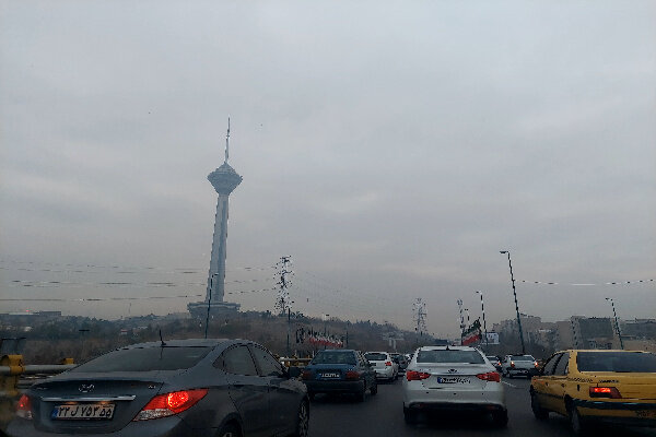 آلودگی هوای تهران تداوم دارد/ کاهش دما از چهارشنبه