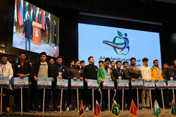 نخستین جشنواره ورزشی دانشجویان بین‌الملل علوم پزشکی آغاز به کار کرد/ رقابت دانشجویان ۲۰ دانشگاه