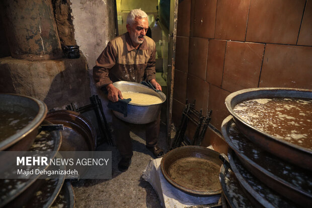 Traditional Nabat factory in Iran's Yazd
