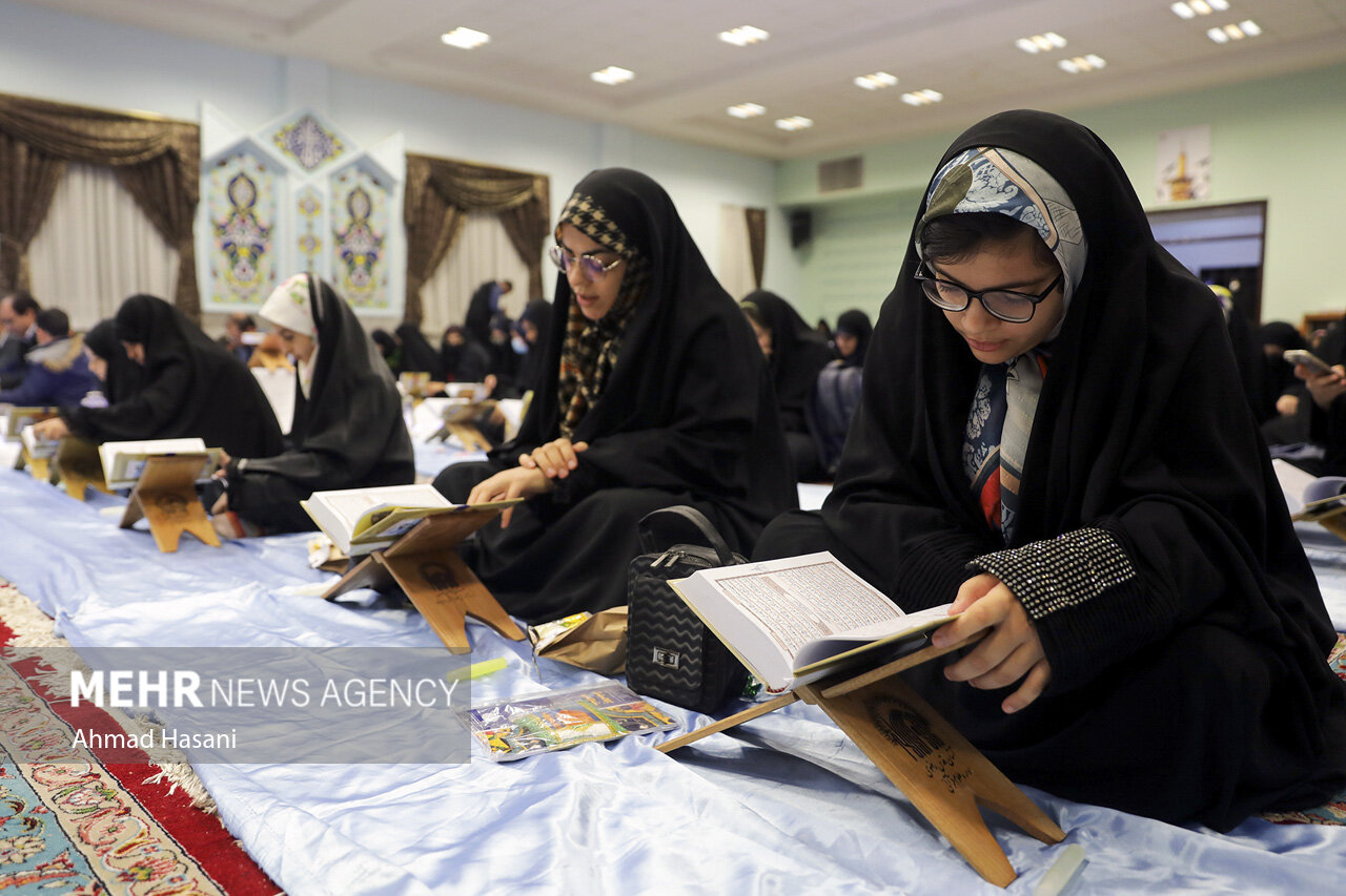 شرکت بیش از ۴ میلیون دانش آموز در مسابقات قرآن، عترت و نماز