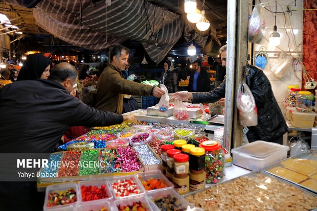 رونق بازار شب یلدا در کرمانشاه