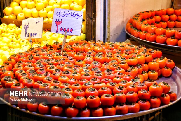 رونق بازار شب یلدا در کرمانشاه