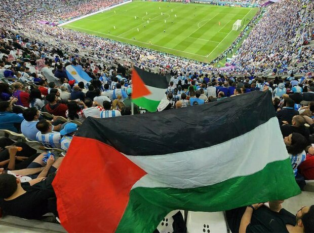 «فلسطین» در فینال جام جهانی هم حضور داشت+ تصاویر
