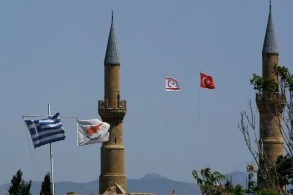 Greece, Turkey reportedly hold secret talks in Brussels