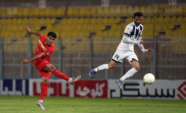 چشم دو تیم به جایگاه پرسپولیس / جدال حساس استاد و شاگرد در اراک 2