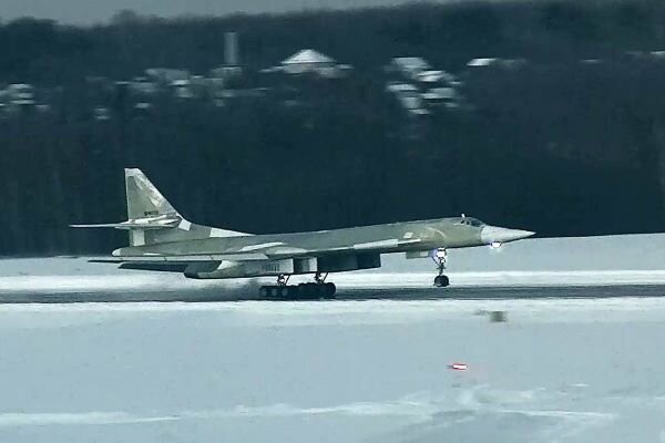Russia's Tu-160M takes to skies in first post-upgrade flight - Mehr ...