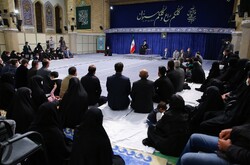 دیدار جمعی از خانواده شهدای حادثه تروریستی شیراز با رهبر انقلاب