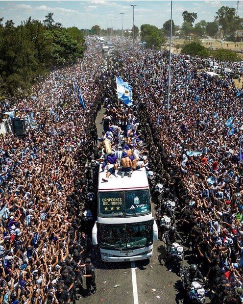 اتفاق خطرناکی که جشن آرژانتین را خراب کرد/ کار به هلیکوپتر کشید!