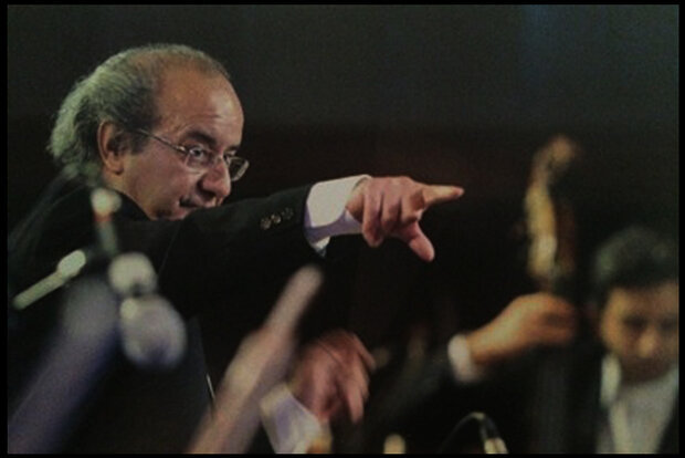 ساخت یک سرود در زیرزمین صداوسیما/ «بابا آب داد دیگه شعار ما نیست»