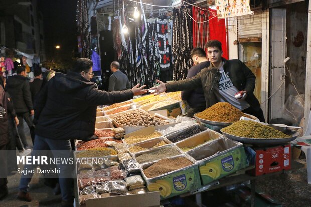 بازار شب یلدا خرم آباد