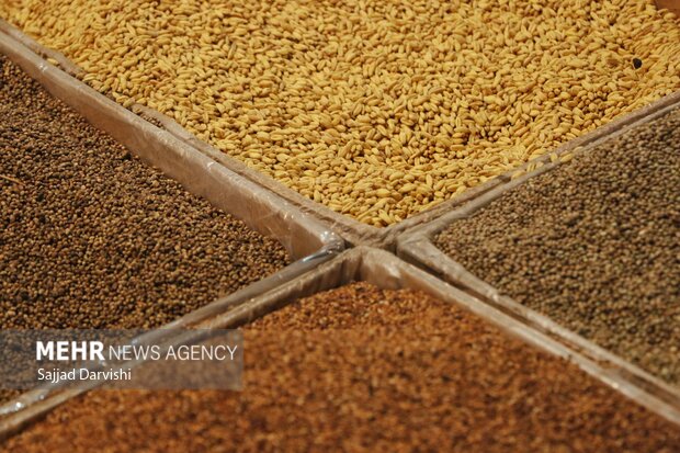 بازار شب یلدا خرم آباد