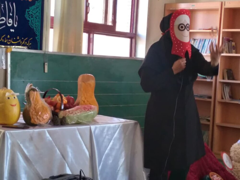 برپایی جشن شب یلدا و شادمانی در مدارس شهرستان فریدن