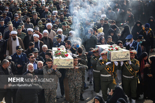 مراسم استقبال از شش شهید گمنام در همدان