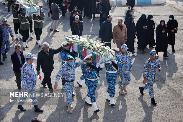 مراسم استقبال از شش شهید گمنام در همدان