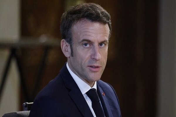 فرانسیسی صدر میکرون کا صہیونی حکومت سے اظہار ہمدردی کے لئے دورہ اسرائیل