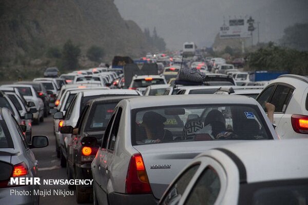 ترافیک سنگین در آزادراه پردیس- تهران 