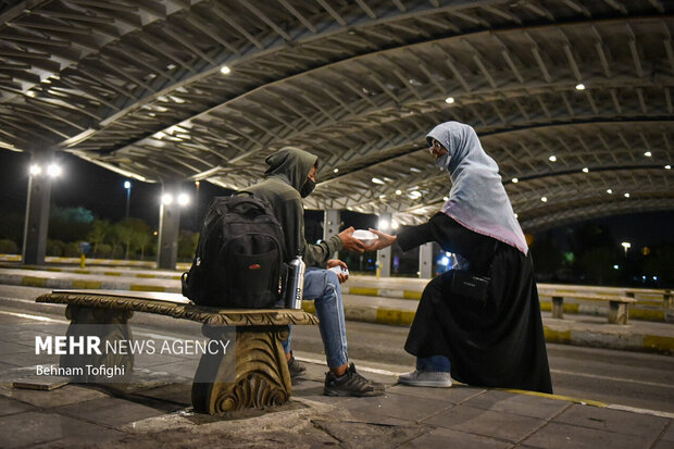 کارتنخوابی؛ از واشنگتن تا تهران