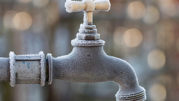 هشدار شرکت آب و فاضلاب مشهد برای جلوگیری از یخ زدگی کنتورها