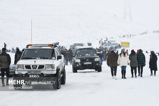 People of Arak enjoy snow tubing
