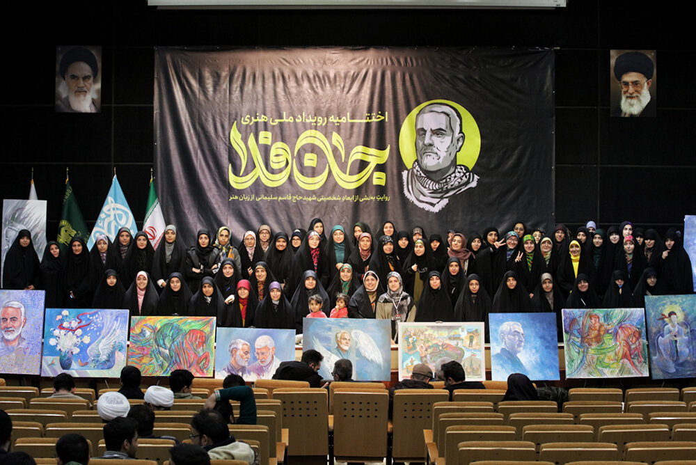تجمع ۲۵۰ هنرمند هیأتی برای «حاج قاسم» معجزه انقلاب است