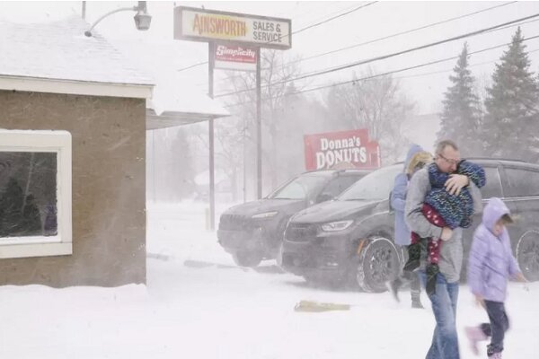 ۲۳ نفر در آمریکا به علت طوفان زمستانی کشته شدند