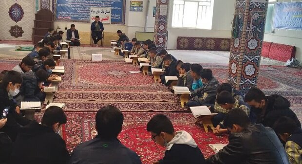 برگزاری سلسله محافل انس با قرآن در مدارس لرستان