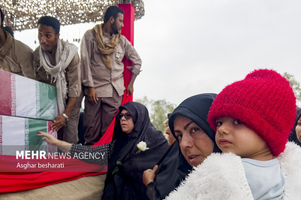 Funeral for 5 unidentified martyrs in Qeshm