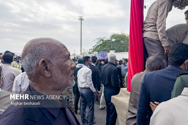 Funeral for 5 unidentified martyrs in Qeshm