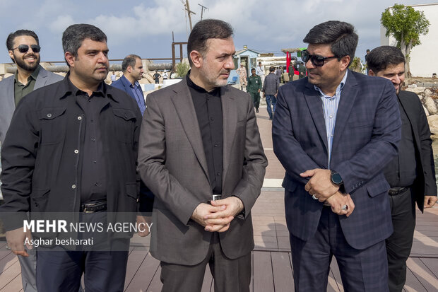 Funeral for 5 unidentified martyrs in Qeshm